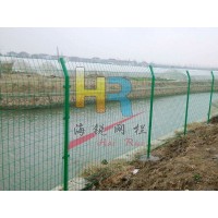 海銳現(xiàn)貨雙邊絲護欄網(wǎng)，養(yǎng)殖護欄網(wǎng)，農(nóng)場護欄網(wǎng)