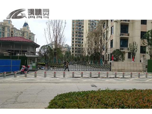 恒大中學路樁6