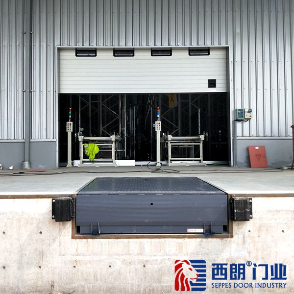 嘉興倉庫卸物升降調(diào)節(jié)平臺