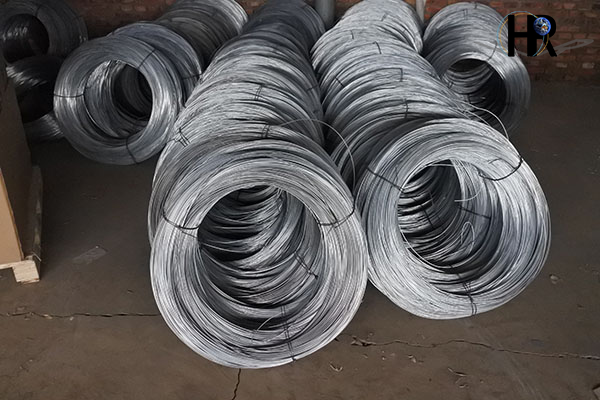 監(jiān)獄刀片刺繩安裝方法 監(jiān)獄刀片刺繩安裝方法